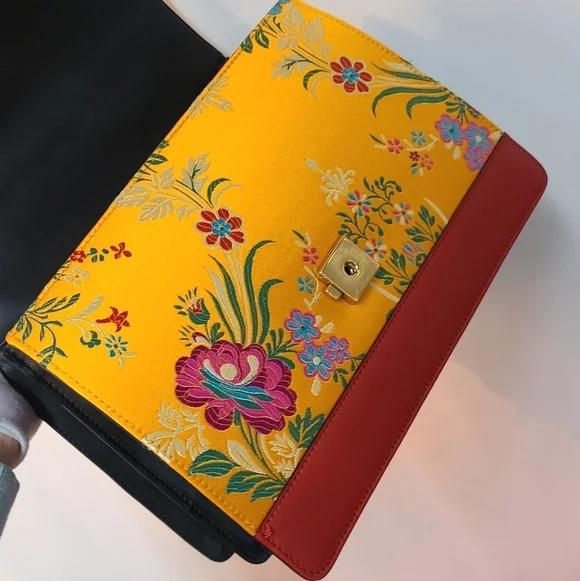 GUCCI Dionyso Bamboo Leather Handbag - Picture 11 of 17